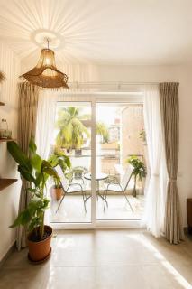 Avan The Casa Luxury 2-Bedroom Apartment near Calangute Beach Pool & Gym - 3
