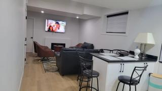 2-Bdrm 1-Bth Cozy & Tranquil Private BSMT Suite - 0