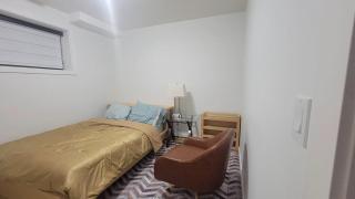 2-Bdrm 1-Bth Cozy & Tranquil Private BSMT Suite - 5