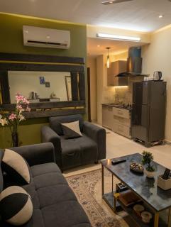 Luxurious Living Apartments & Suites - 0