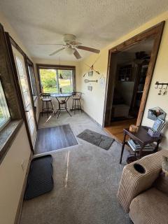 Lindsey Creek Guest House - 5