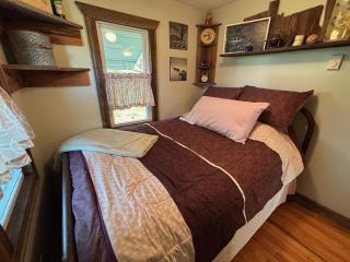 Lindsey Creek Guest House - 1