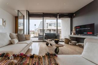 Quaint & Chic Seaside Villa - 7