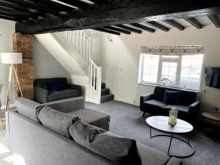 Character Cottage / EMA & Donington Park - 6