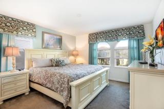 6BR Watersong Resort Villa with Private Pool & Spa Near Disney - 6