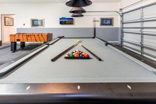 6BR Watersong Resort Villa with Private Pool & Spa Near Disney - 1