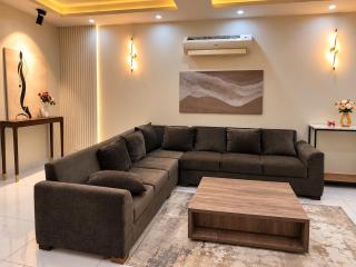 2BHK Luxury Penthouse Canal Views BTL Lahore - 2