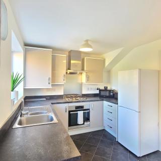 Spacious 3BR house/parking +garden/ sleeps 6 - 6