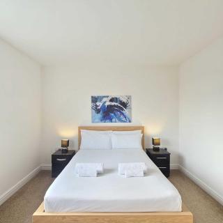 Spacious house / sleeps 10 / parking / Barrow - 2