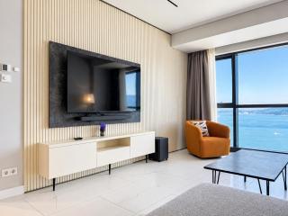 Old Town Residence by Mavi - 2
