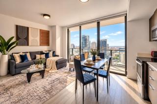 Luxury High Floor Skyline Apartment Near Cruise Port - 7