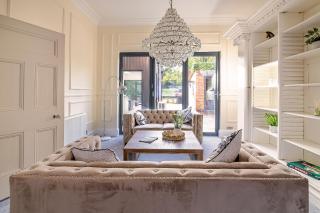 spacious 5 Bed house /sleeps 10/ garden and parking - Leicester - 3