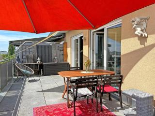 Modernes Penthouse große Dachterrasse nahe Audi - 0