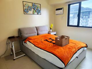 Cozy Minimalist Escape at Serin East Tagaytay - 4