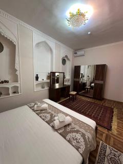 Orom Boutique Hotel - 8