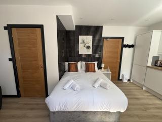 Stylish Modern Studio / Hotel-Quality stay - 2