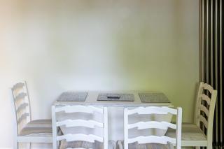 Elegant Village Stay | Parking + EV Charger - 1