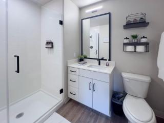 Botanicals And Cattle Vibes:Two-Suite Vista Escape - Boise - 4