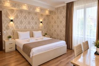 Hotel Sharl - 1