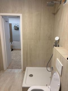 2 BDR - Apartment Tranquil, near Vienna's old City - 7