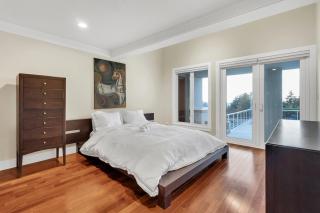 The West Vancouver Getaway Estate 5 Bedrooms - 9