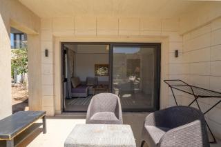 G Cribs Blue Haven I Nesty Hospitality - 6