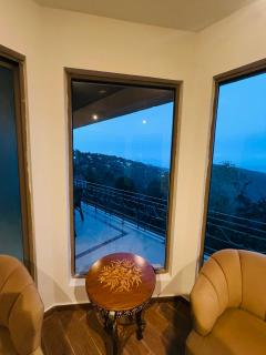 RockCliff Resort Royal Presidential Suite with Sunroom & Terrace - Kashmir Point - 6
