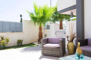 Bungalow Pink garden - 7