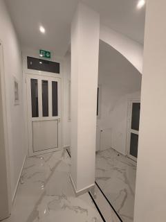 The Oasis luxury apartment in Athens - 3