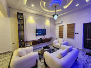 The Reignvella Apartment - 6