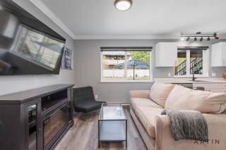 West Van Hideout 2BR Suite - Near Grouse Mountain - 5