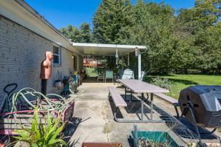 Dayton Area Home w/ Half-Acre Garden - 8