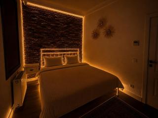 Nu 7 Historic Galata Home, Authentic Character - 5