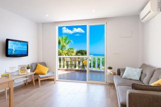 Nordic Style Top Apartment: Sea views, terrace and pool - 0