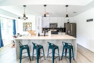 Modern on Rio - Northeast Austin Home - 5