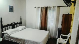 THE TRAVELLERS INN ROOM F UPStAIRS - 1