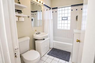 Workspace • Near Lakefront & Red Line • 6BR Apt - 4