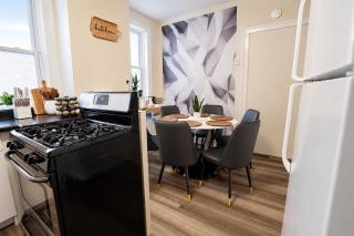 Workspace • Near Lakefront & Red Line • 6BR Apt - 1