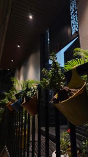 1919 Versailles House by Shivalaya Homestays - 9