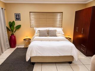 The Serenity Nest Potch - 0