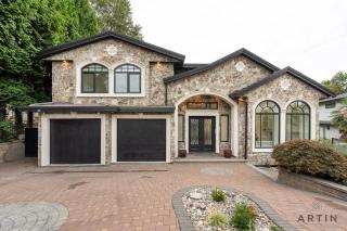 Grand Burnaby 5BR Retreat with Private Movie Room - 6