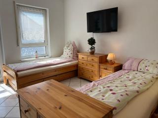 Studio Wolfskehlen - Ferienwohnung Monteurwohnung 1-3 Personen - 9