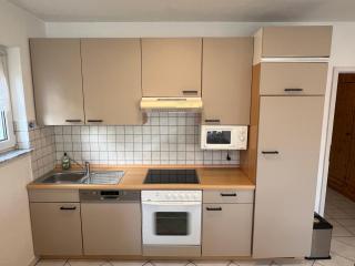 Studio Wolfskehlen - Ferienwohnung Monteurwohnung 1-3 Personen - 3