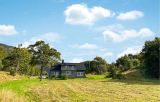4 Bedroom Beautiful Home In Svortevik - 1