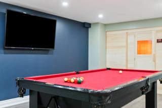 Modern Home w Sauna, Pool Table, Games, Mtn View by Property Valet - 4