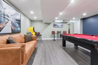 Modern Home w Sauna, Pool Table, Games, Mtn View by Property Valet - 2