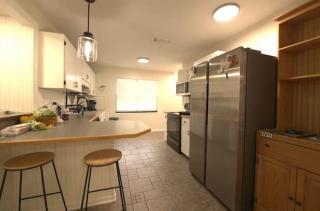 Pet Friendly Home with Private Pool Home Gym Ping Pong Table & Wifi - 2