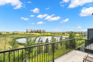 Skyview Ranch 3BR Home near Calgary Airport Lake Views Garage Family Friendly - 2