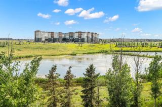 Skyview Ranch 3BR Home near Calgary Airport Lake Views Garage Family Friendly - 1