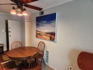 Comfortable 2Br Office Setup - 7
